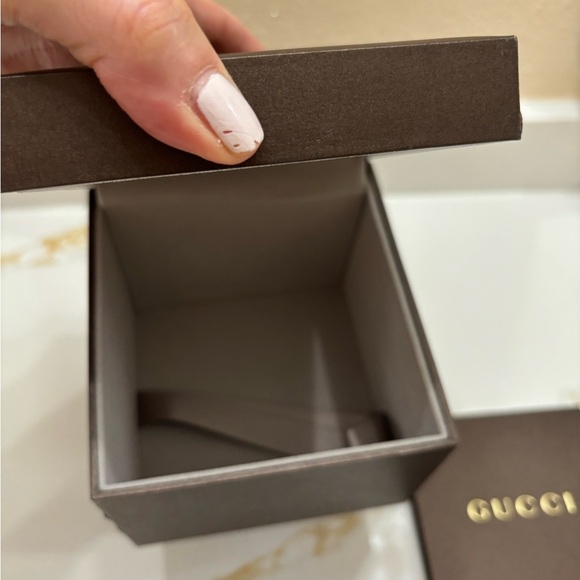 Gucci Stainless Steel Twirl Watch with Mother of Pearl Face - Picture 13 of 14